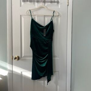 Lulus emerald  velvet midi dress with sash
